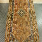 913 1072 ORIENTAL RUG